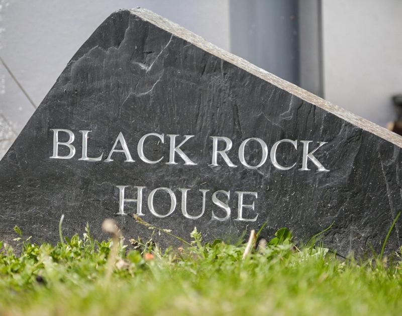 פדסטואו Black Rock House מראה חיצוני תמונה